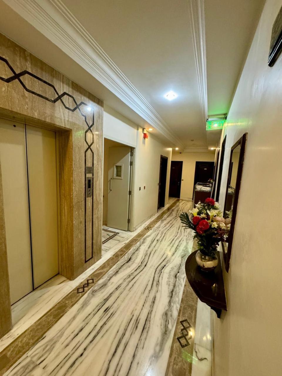 Hotel Florence Inn, Karol Bagh, New Delhi, 2 Min From Metro מראה חיצוני תמונה
