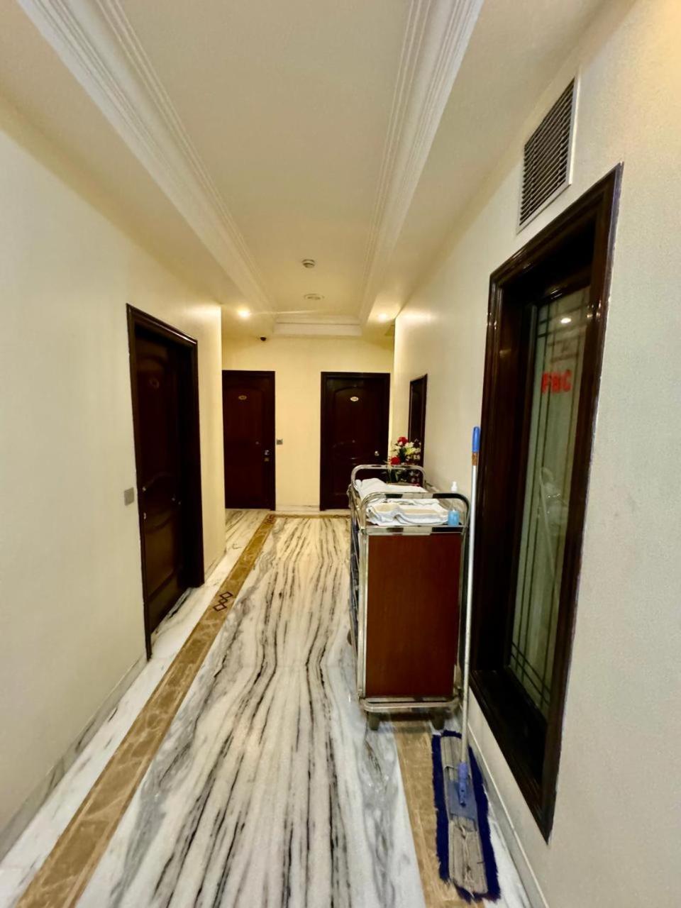 Hotel Florence Inn, Karol Bagh, New Delhi, 2 Min From Metro מראה חיצוני תמונה