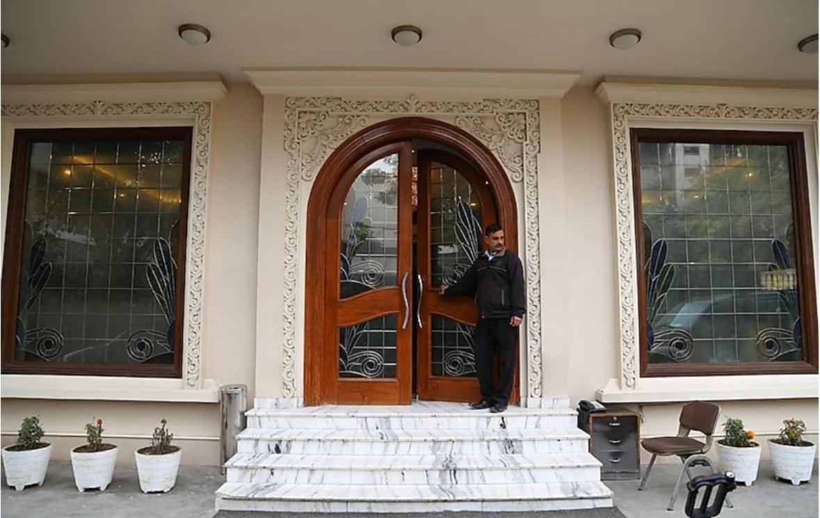 Hotel Florence Inn, Karol Bagh, New Delhi, 2 Min From Metro מראה חיצוני תמונה